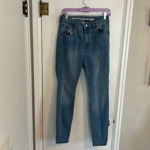 High Rise Skinny Jegging